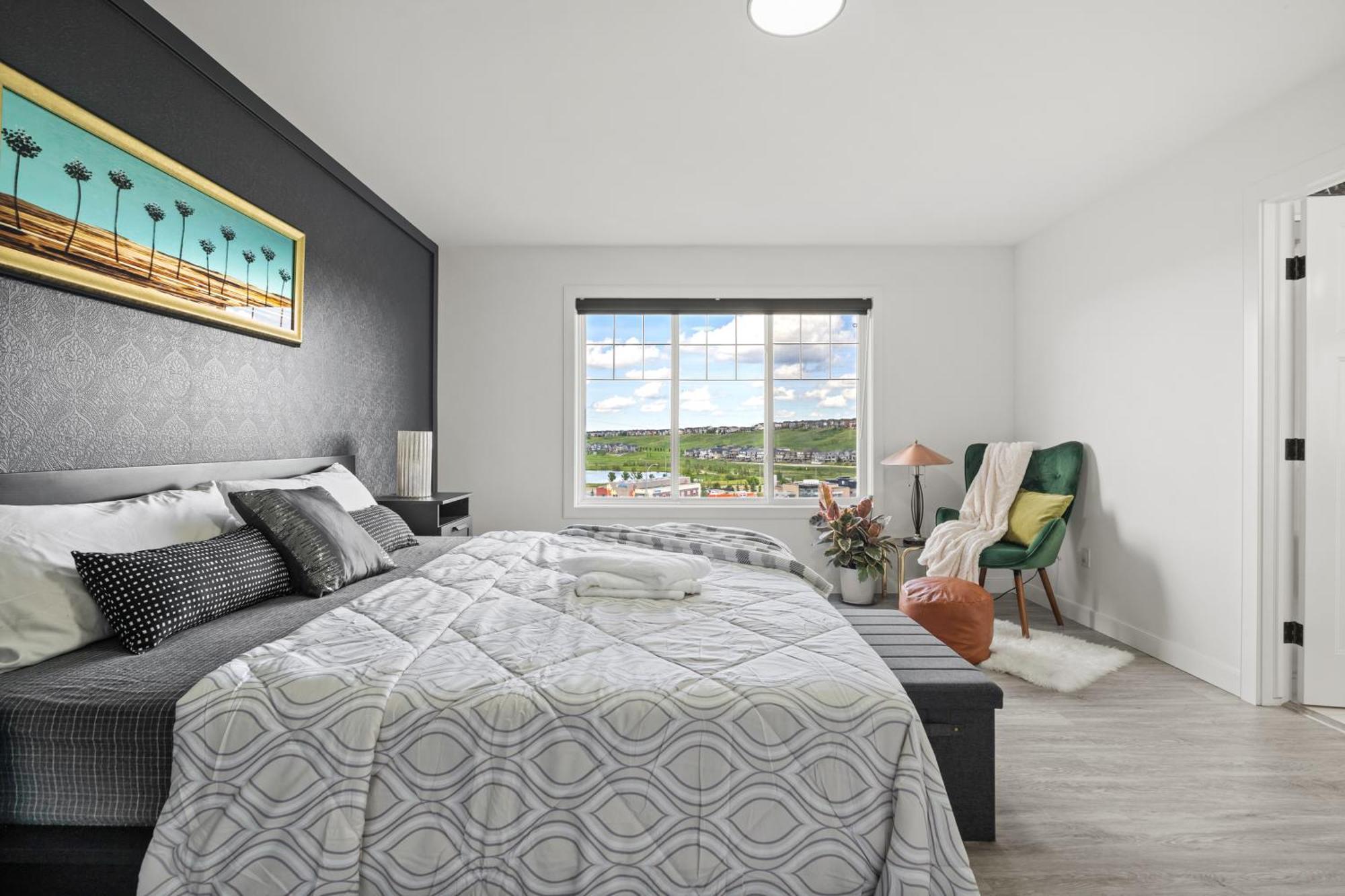 Luxury Lakeview Home - 2500Sqft Of Private Space With 5 Beds, 4 Bath, 2 Living Rooms, Kitchen, Ac, Jacuzzi, 18-Min To Airport, 20-Min To Downtown, 80-Min To Banff YYC 외부 사진